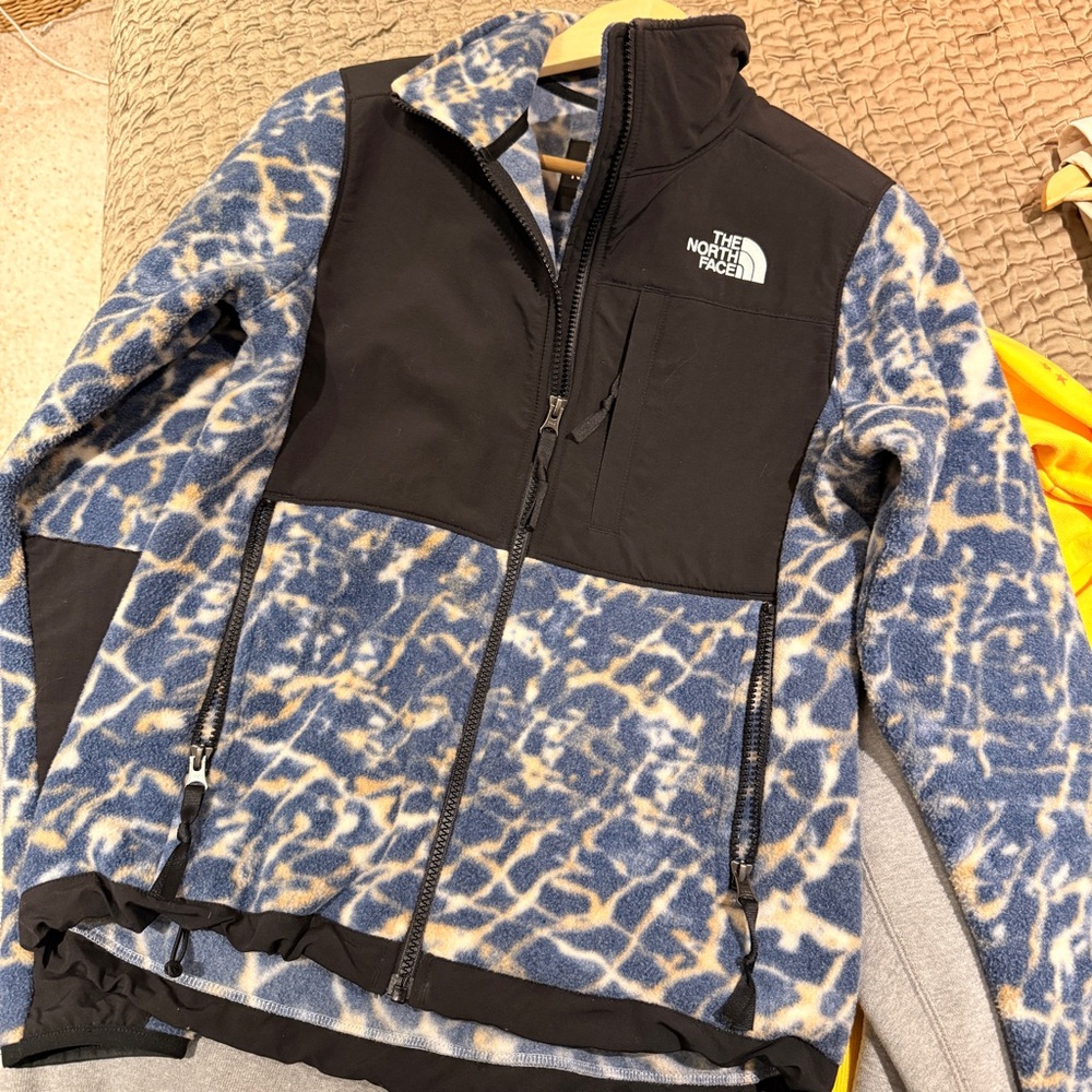 The North Face Denali Black and Blue Patterned Zip Up Jacket